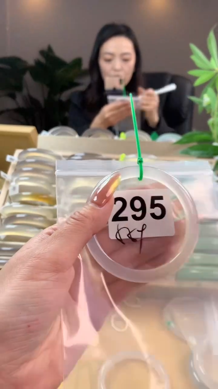 【闪购商品】玛瑙/玉髓手镯未镶嵌295
