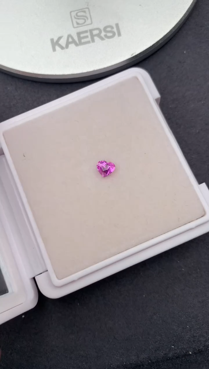 裸石彩色蓝宝石未镶嵌0.65ct 粉蓝宝石定制 FH