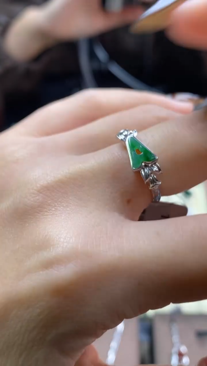 颈饰银S925镶嵌翡翠净货19260