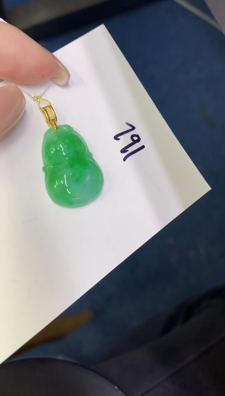 【闪购商品】翡翠颈饰18K金镶嵌0000000000