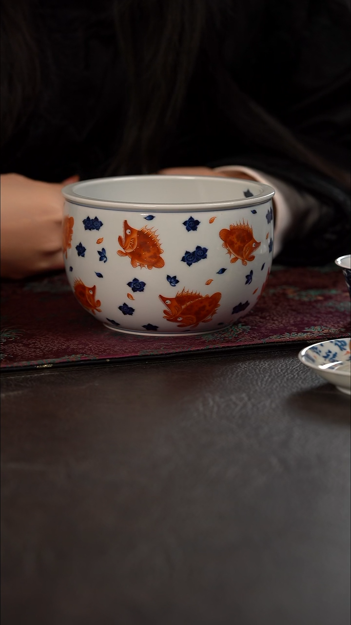 洪印慕明矾红加彩桃花鳜鱼大缸水洗