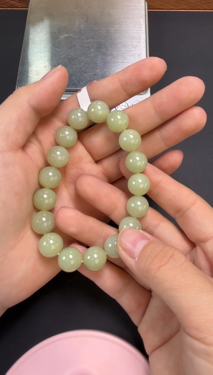 【闪购商品】和田玉手串未镶嵌若羌微色差卡12