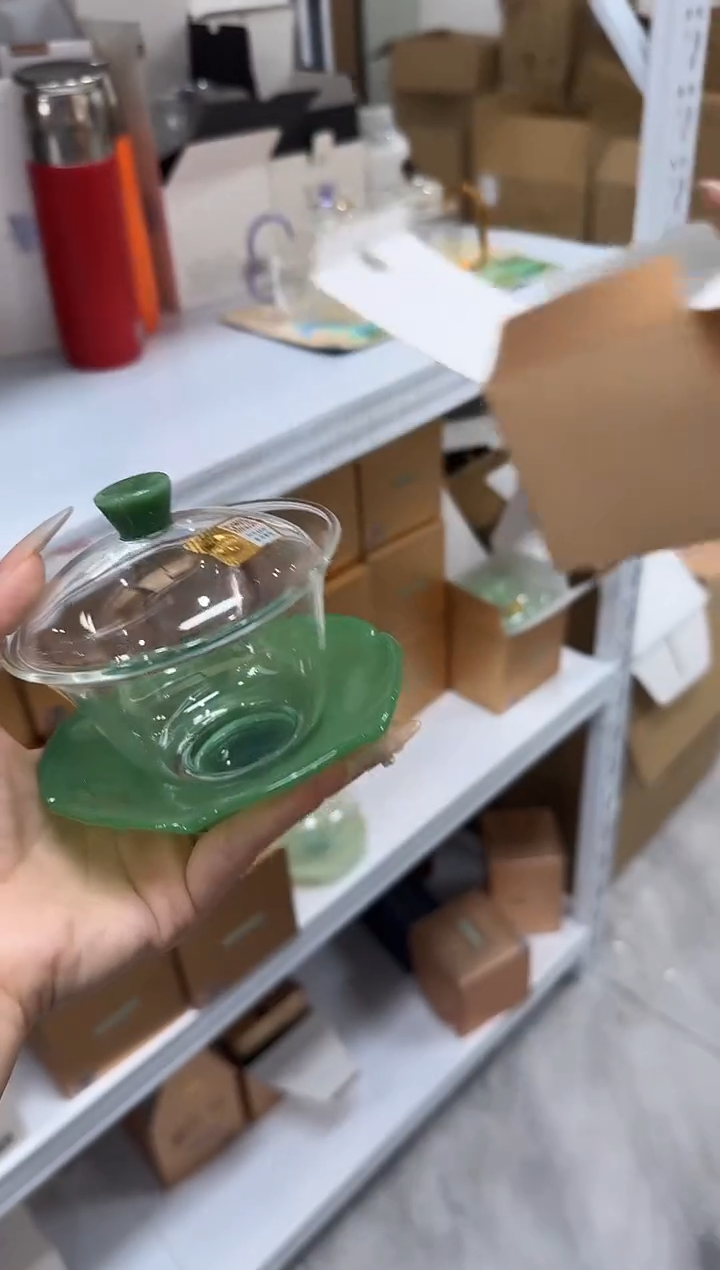 @@禾器荷叶盖碗翡翠玉