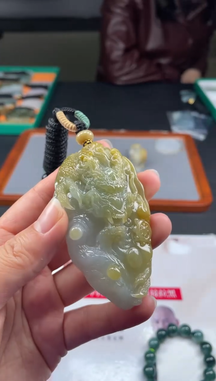 【闪购商品】定制翡翠未镶嵌01-22HDJT0128498