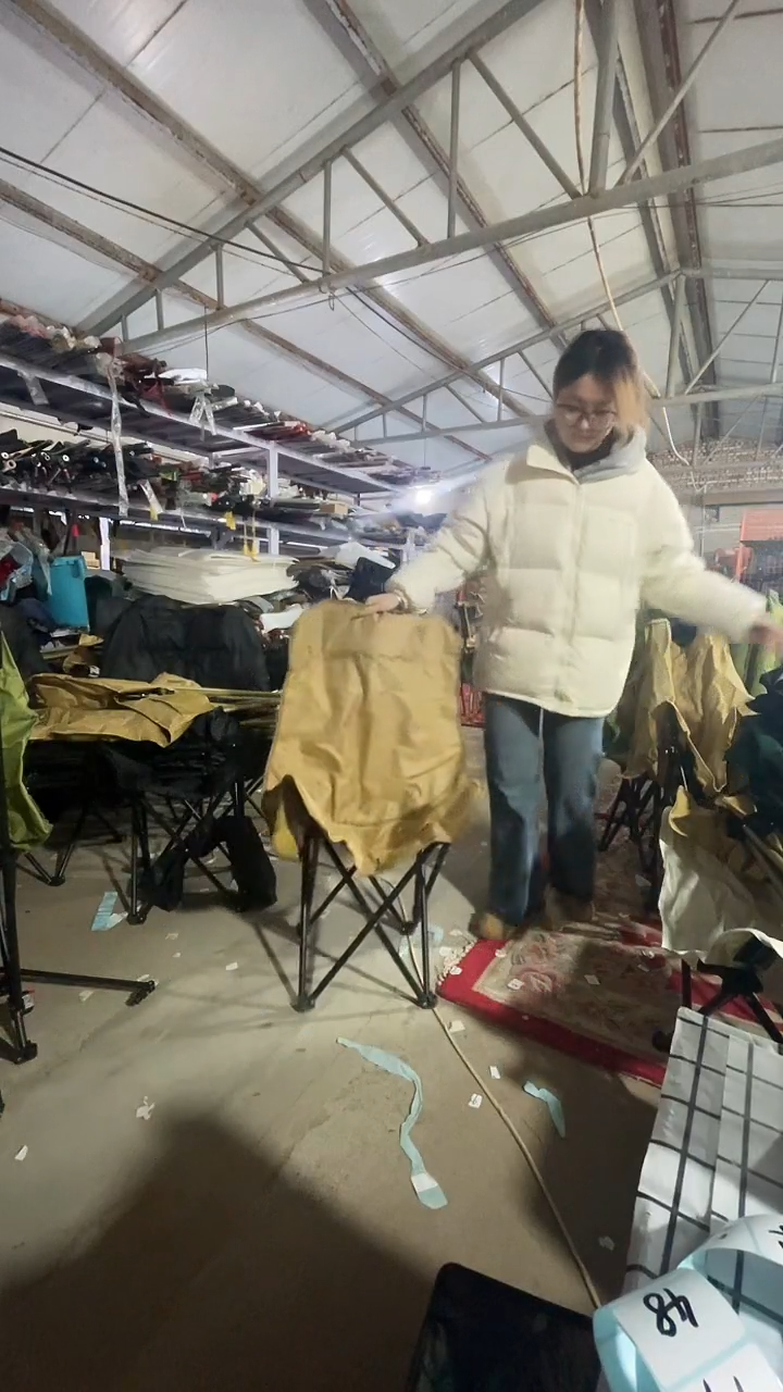 铁高背月亮椅  颜色随机