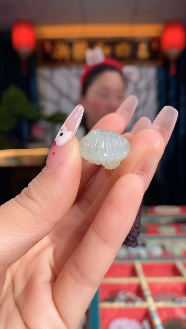 【闪购商品】和田玉颈饰未镶嵌贝