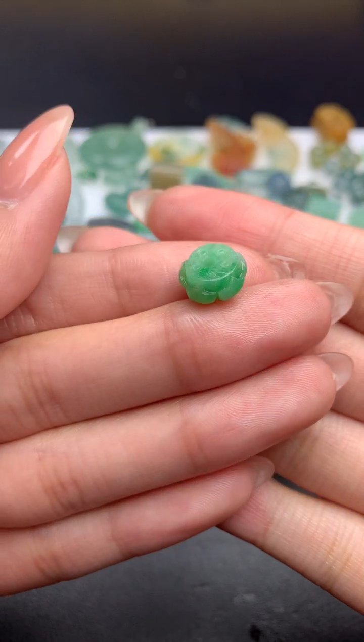 【闪购商品】定制翡翠未镶嵌毛货