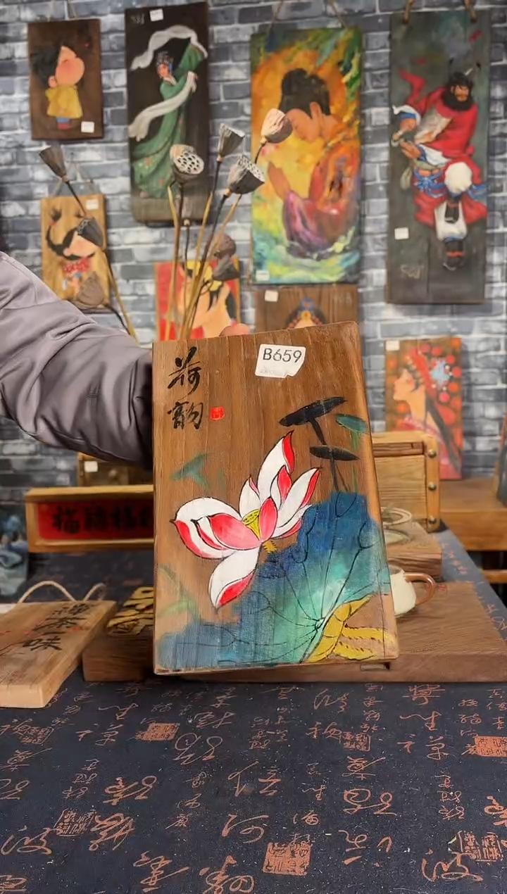 风化老门板丙烯画