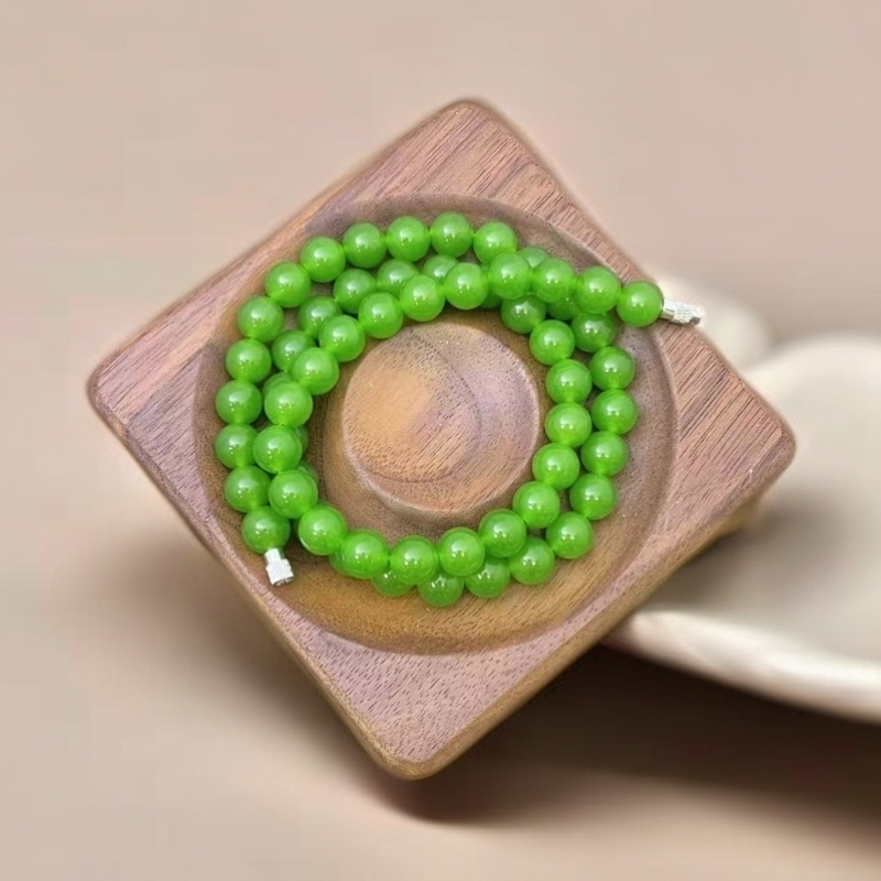 【佳玺貮店】俄罗斯产地天然玉石 167 俄七料俄料果绿8mm