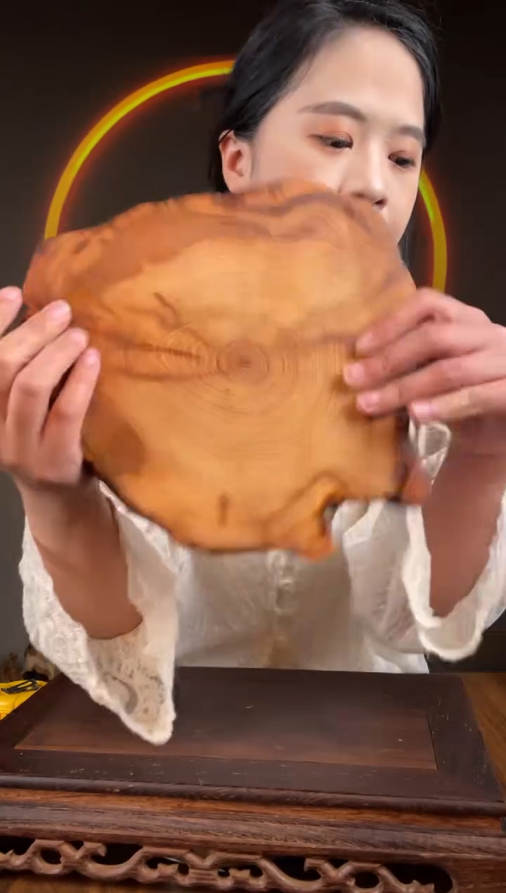 【闪购商品】柏木（崖柏）手工摆件,先抢先得!242