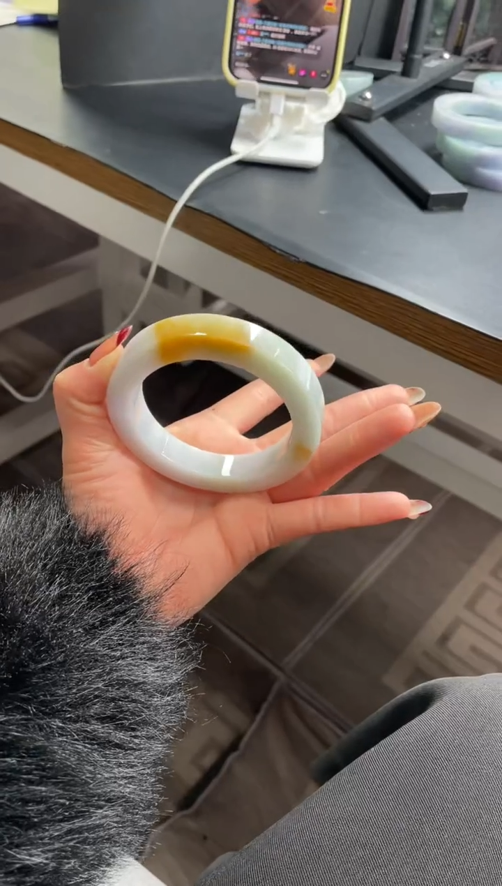 【闪购商品】定制翡翠手镯未镶嵌DDH96485