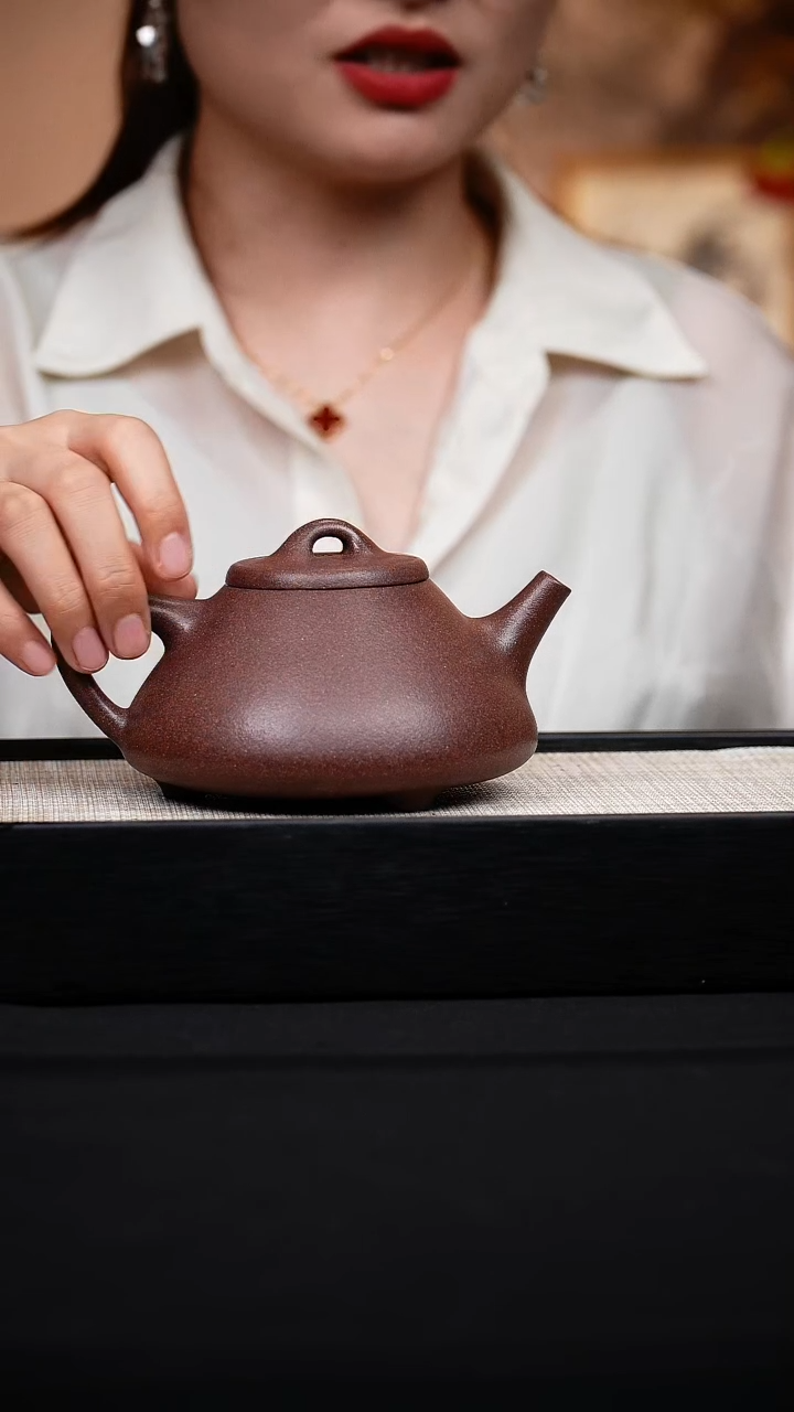茶壶紫砂桃花泥 子冶