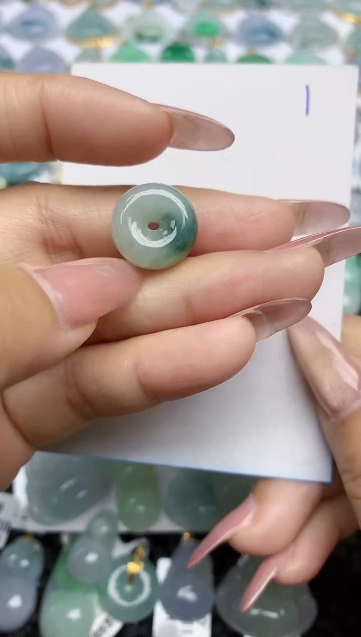 【闪购商品】翡翠颈饰未镶嵌天然A货翡翠 1