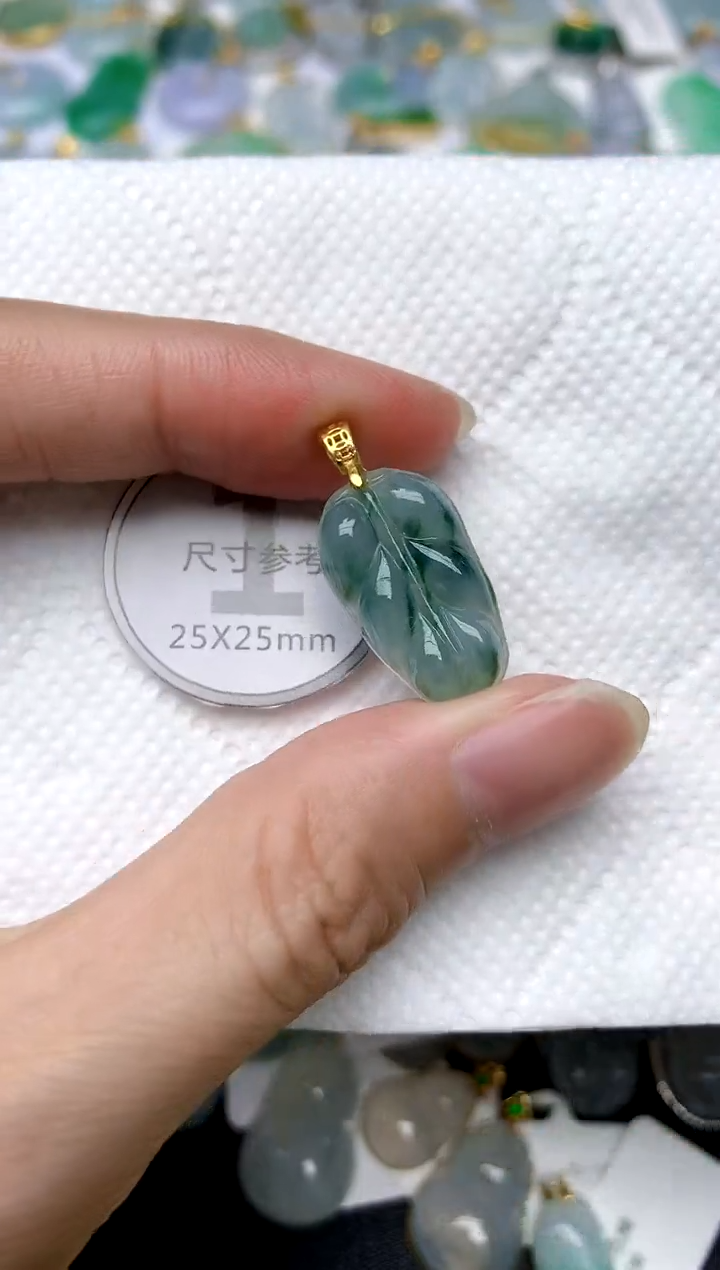 颈饰银S925镶嵌翡翠天然A货翡翠