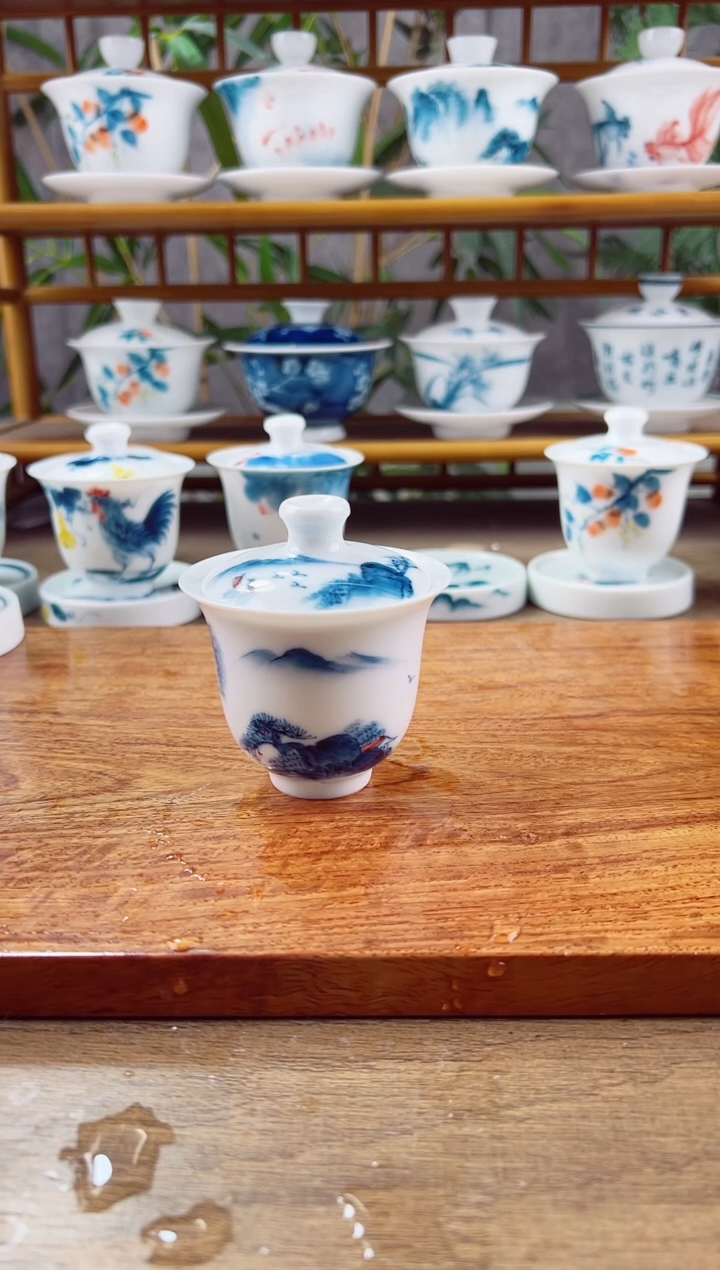 【闪购商品】微瑕千里江山美人备盖碗