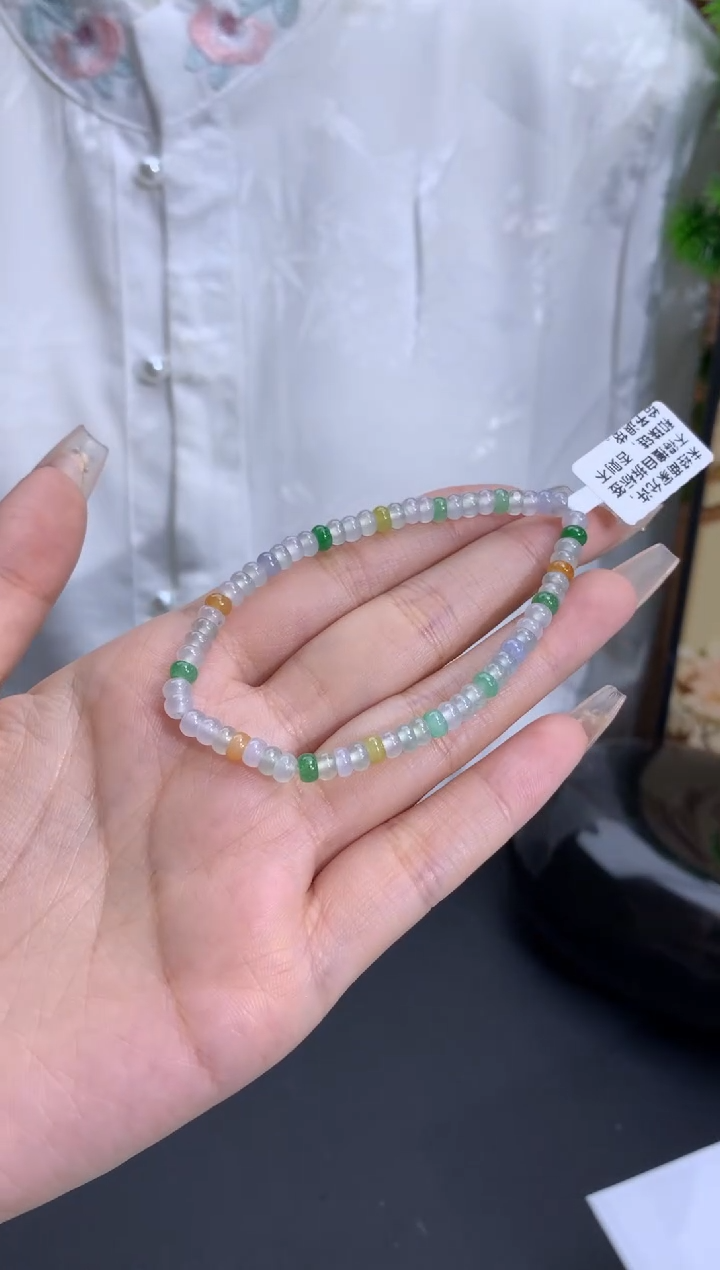 【闪购商品】翡翠手链未镶嵌卡4.4mm