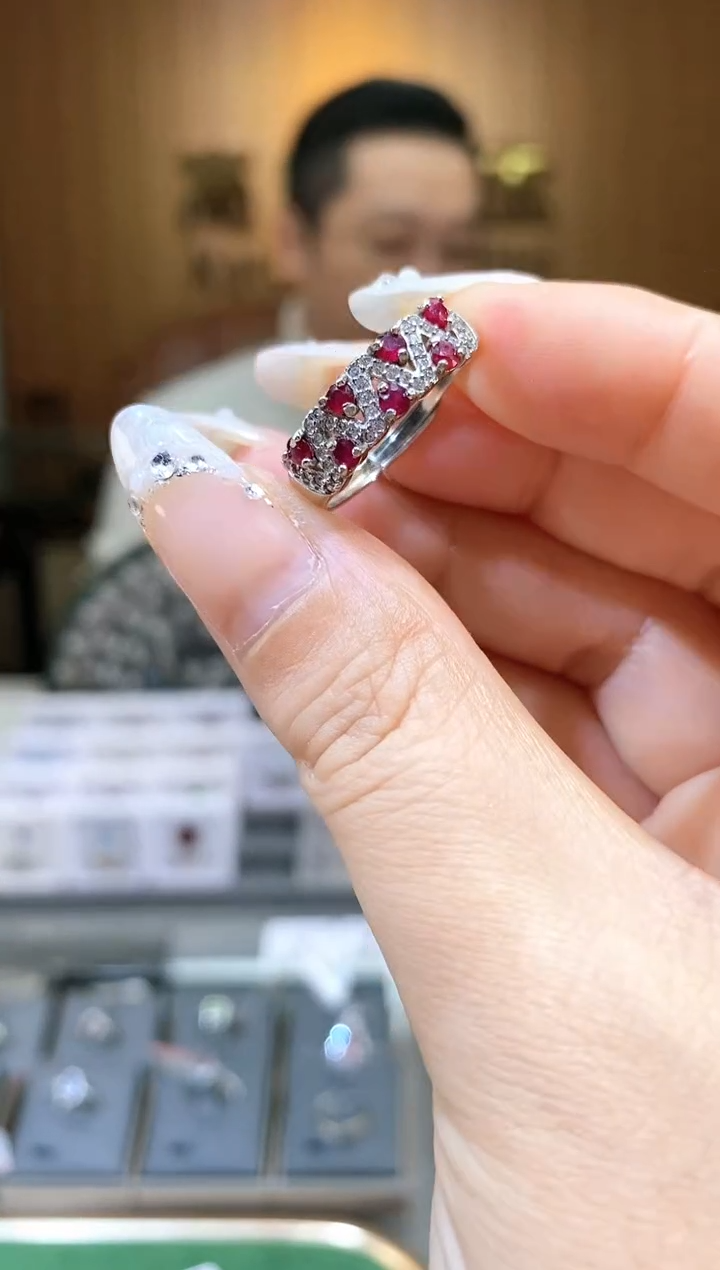 【闪购商品】红宝石戒指银S925镶嵌天然红宝石戒指