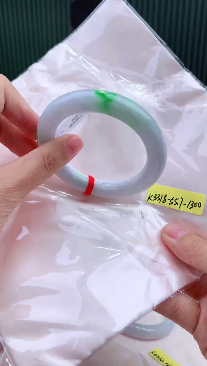 未镶嵌手镯翡翠55+