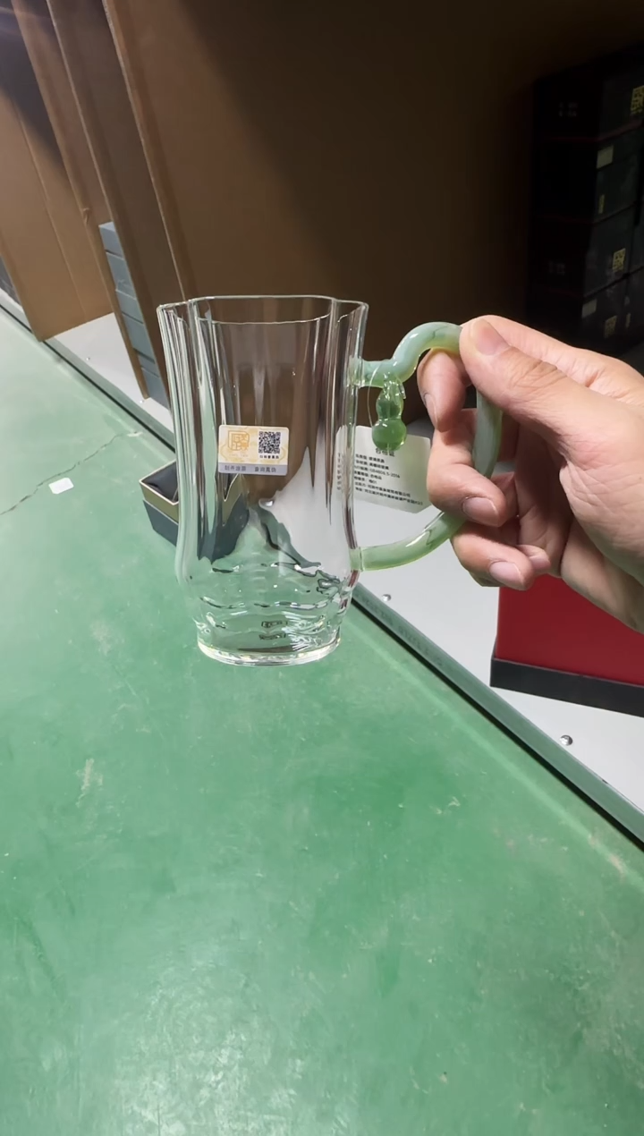 福禄绿茶杯绿玛瑙  晶焱金标