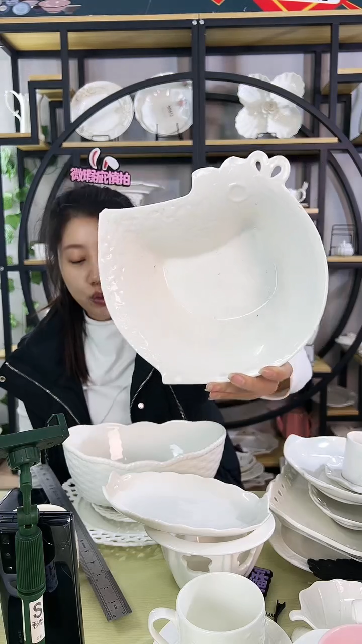 【闪购商品】陶瓷微瑕疵HELLOKITE汤碗