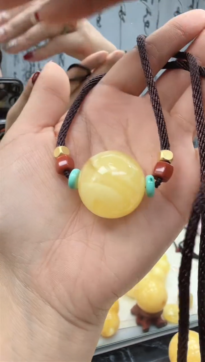 【闪购商品】琥珀裸石未镶嵌锁骨链