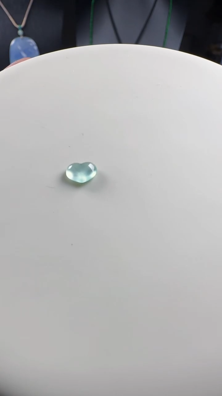 颈饰未镶嵌翡翠桃心