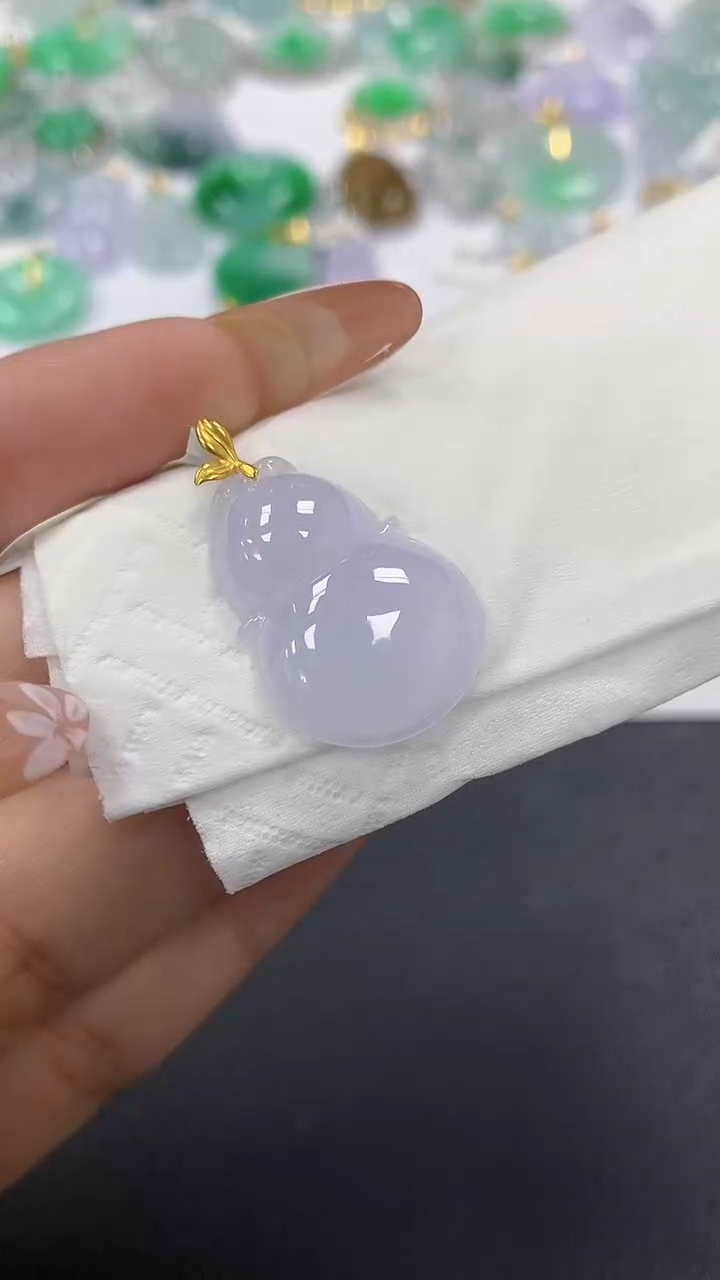 颈饰18K金镶嵌翡翠a货假一赔三支持复检百元上9元证书费自理