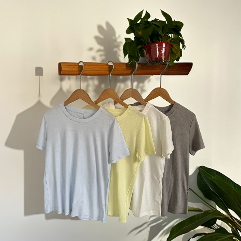 2025时尚韩系百搭常规圆领刺绣美拉德风T恤贴布绣常规款极简风