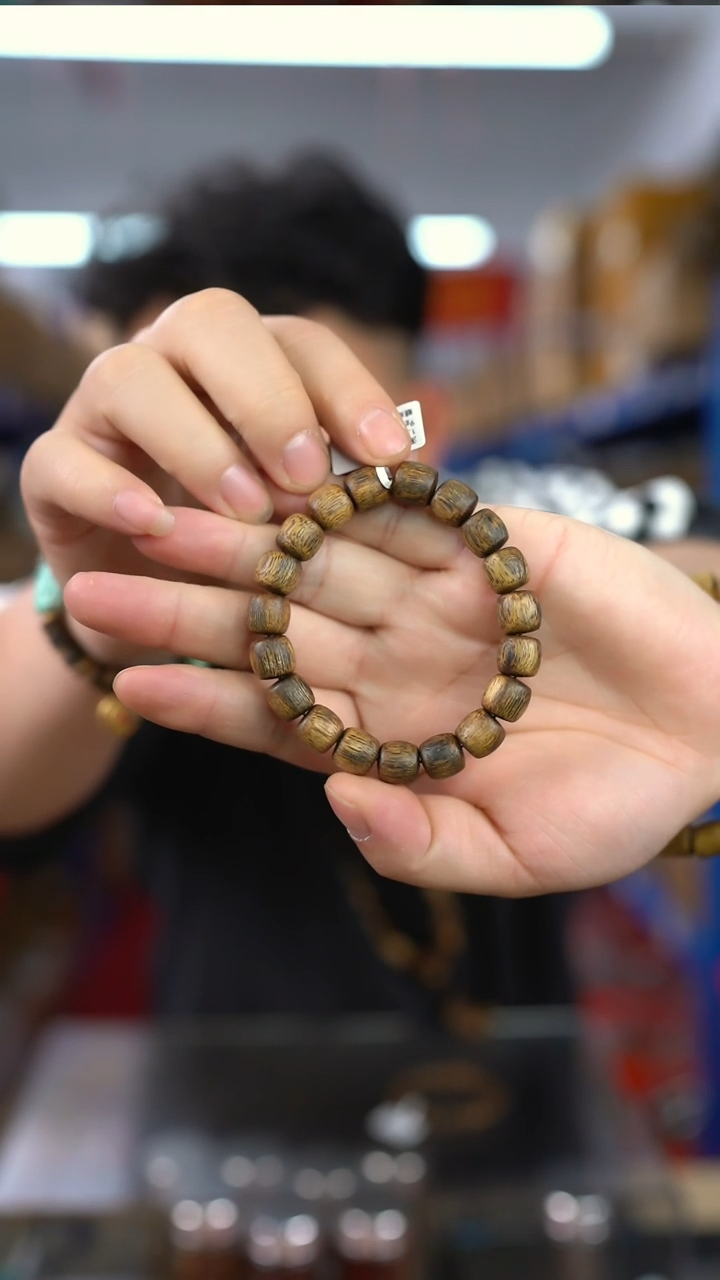 【闪购商品】沉香木手串海南老白棋1.0直丝鼓珠单圈9g+