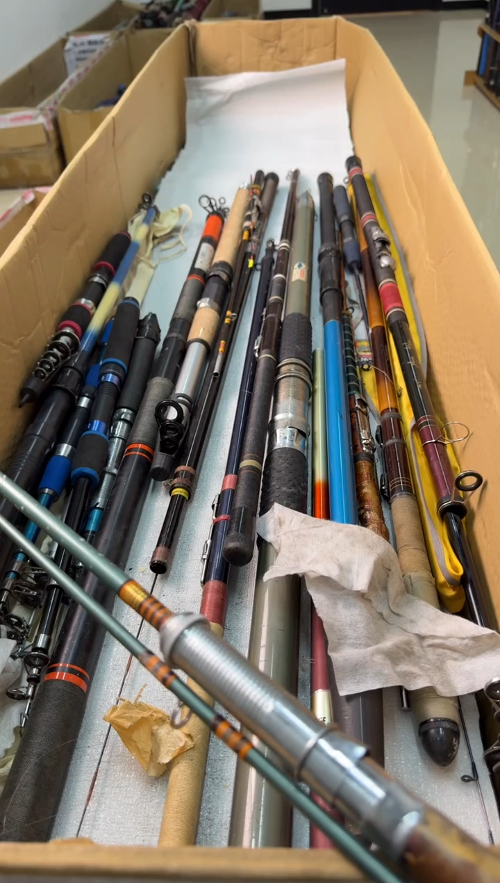 吕*毛 孤品微瑕， 以直播间为准  加 10元发顺丰