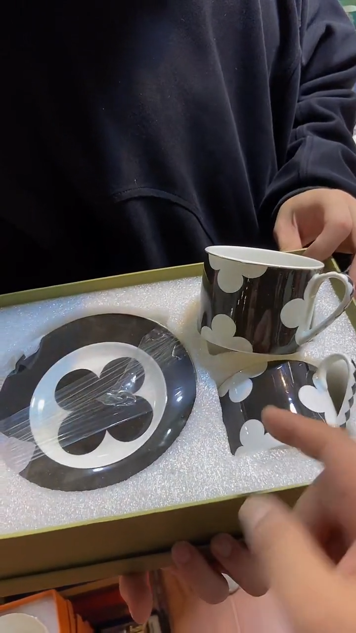 【闪购商品】鸿辉家品牌瓷器，京东包邮！