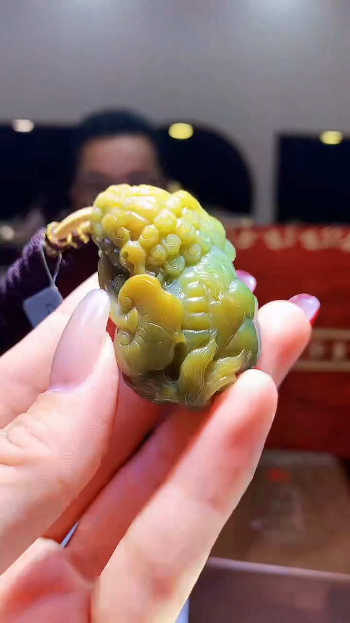 【闪购商品】定制翡翠未镶嵌1002hm-毛货挂件32