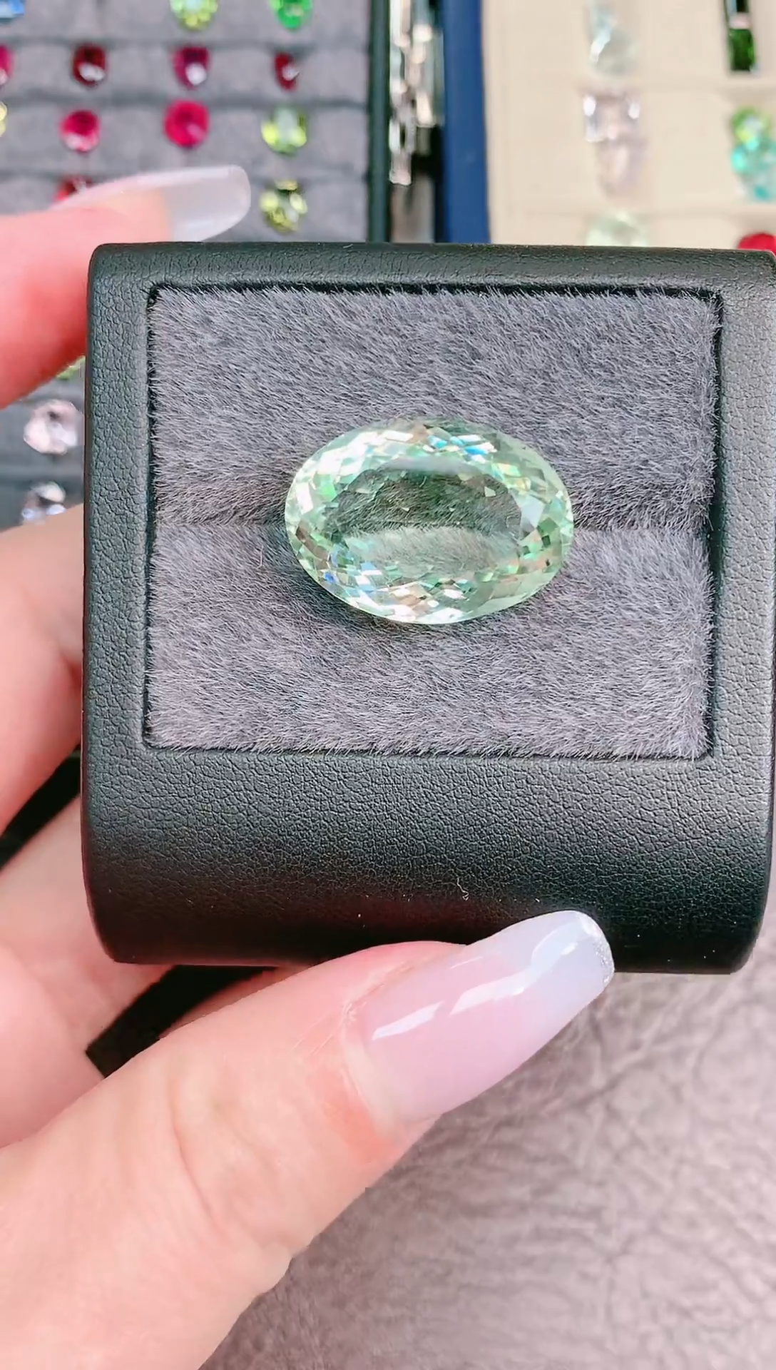 未镶嵌珠宝半成品绿水晶22.3ct