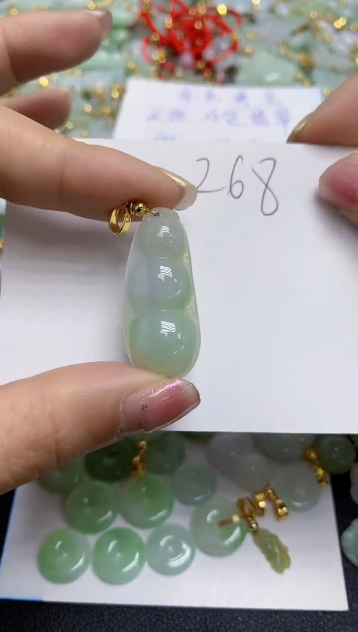 【闪购商品】翡翠颈饰合金天然翡翠A货