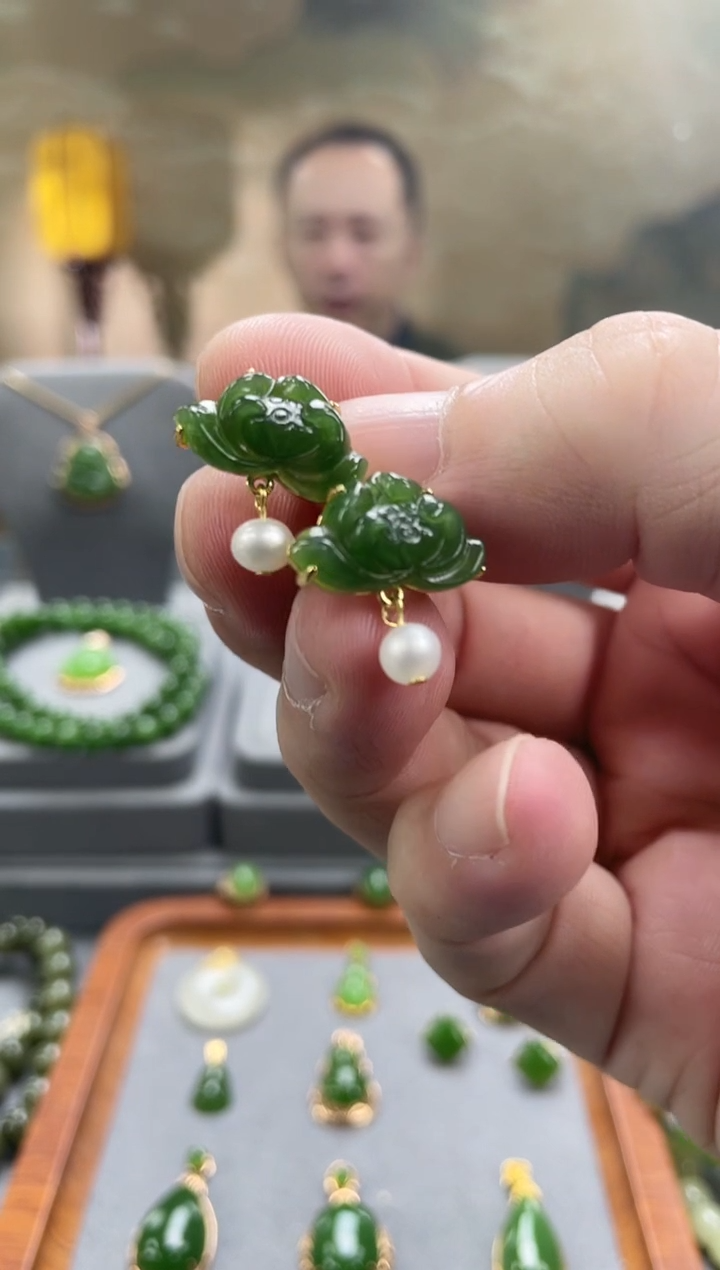 银S925镀金镶嵌和田玉耳饰银S925镀金镶嵌 和田玉 耳饰