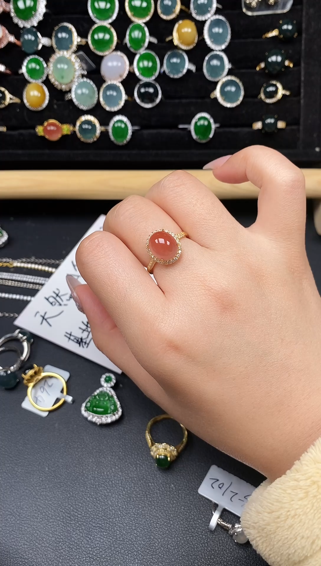 银S925镶嵌南红玛瑙戒指23857