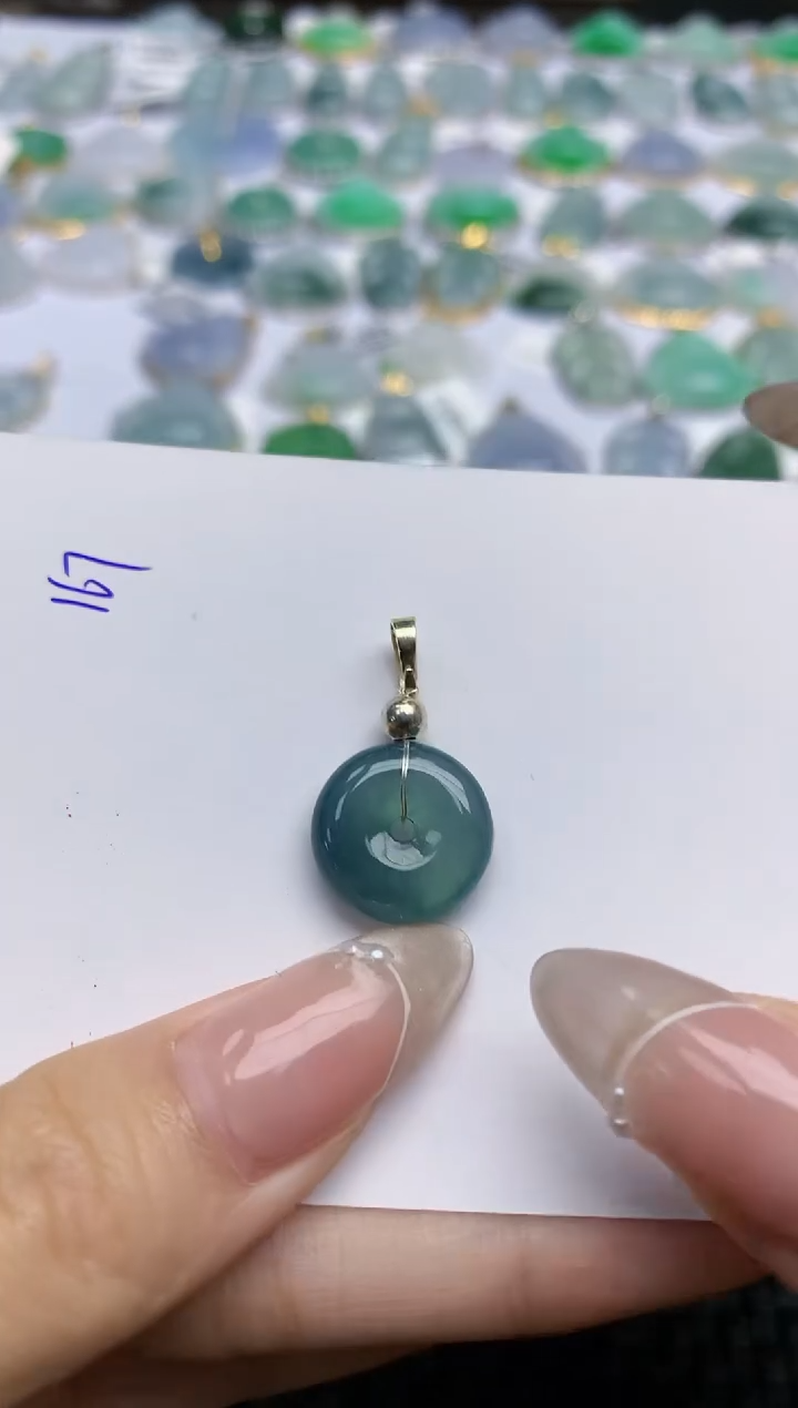 【闪购商品】翡翠颈饰未镶嵌天然翡翠A货