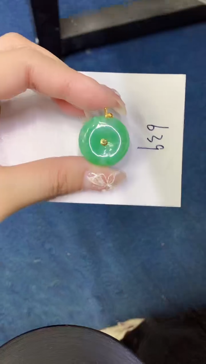 【闪购商品】翡翠颈饰18K金镶嵌000000000000