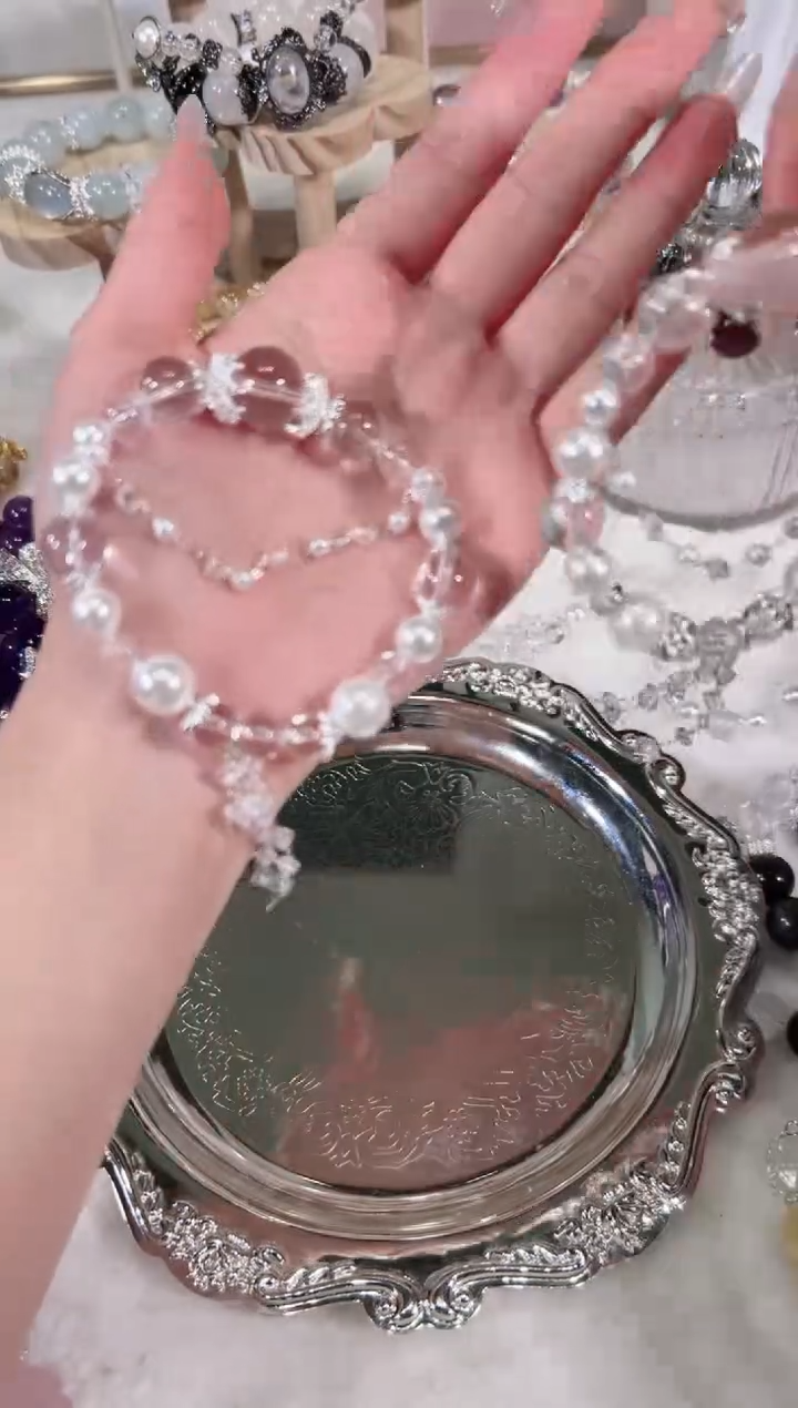 【闪购商品】水晶手链未镶嵌天然水晶默认微瑕 多样性发货发其一