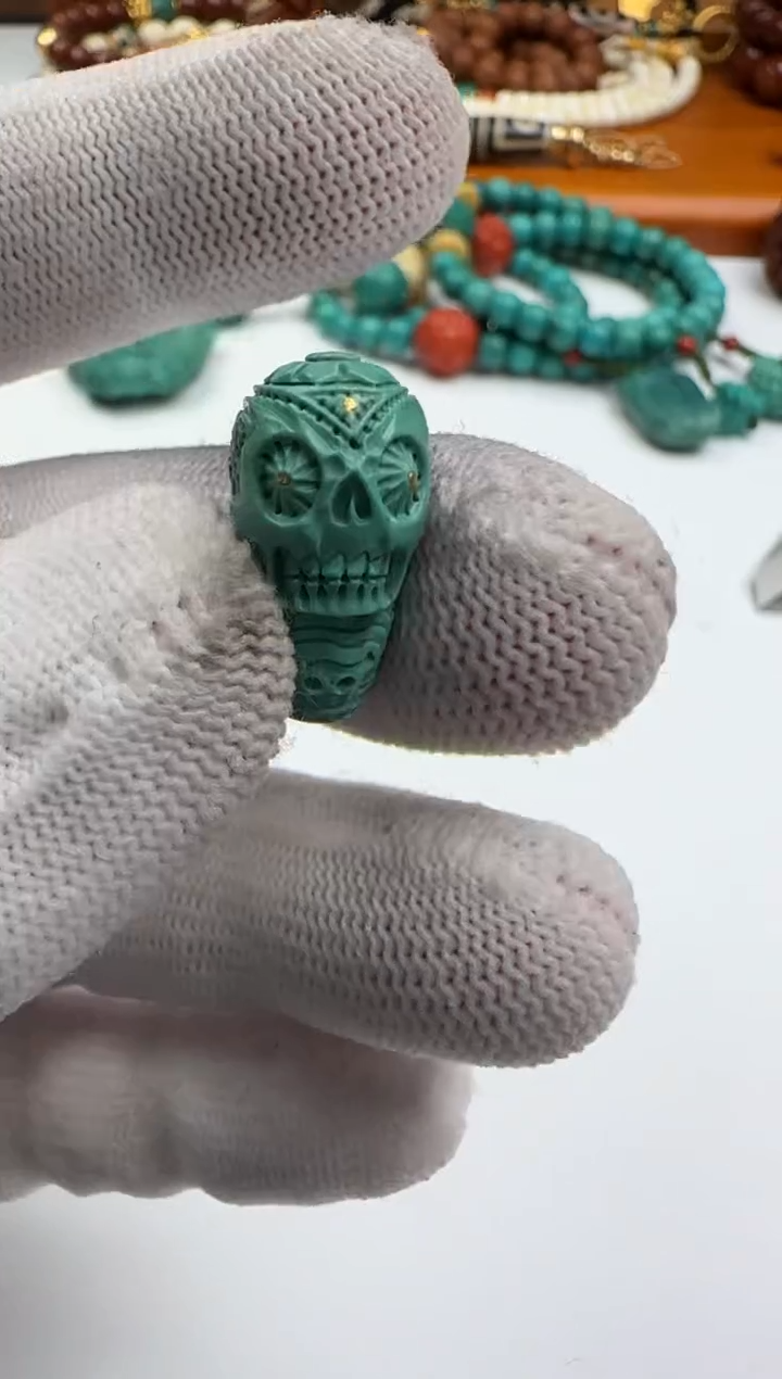 吊坠绿松石未镶嵌绿松石