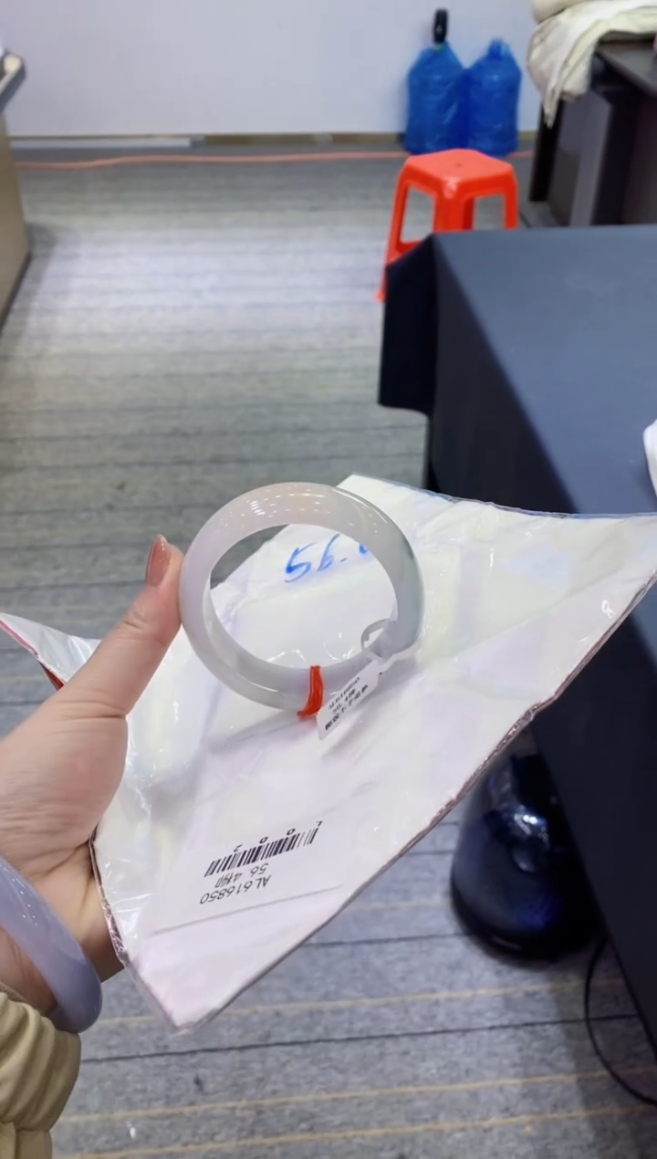 【闪购商品】翡翠手镯未镶嵌11111111111