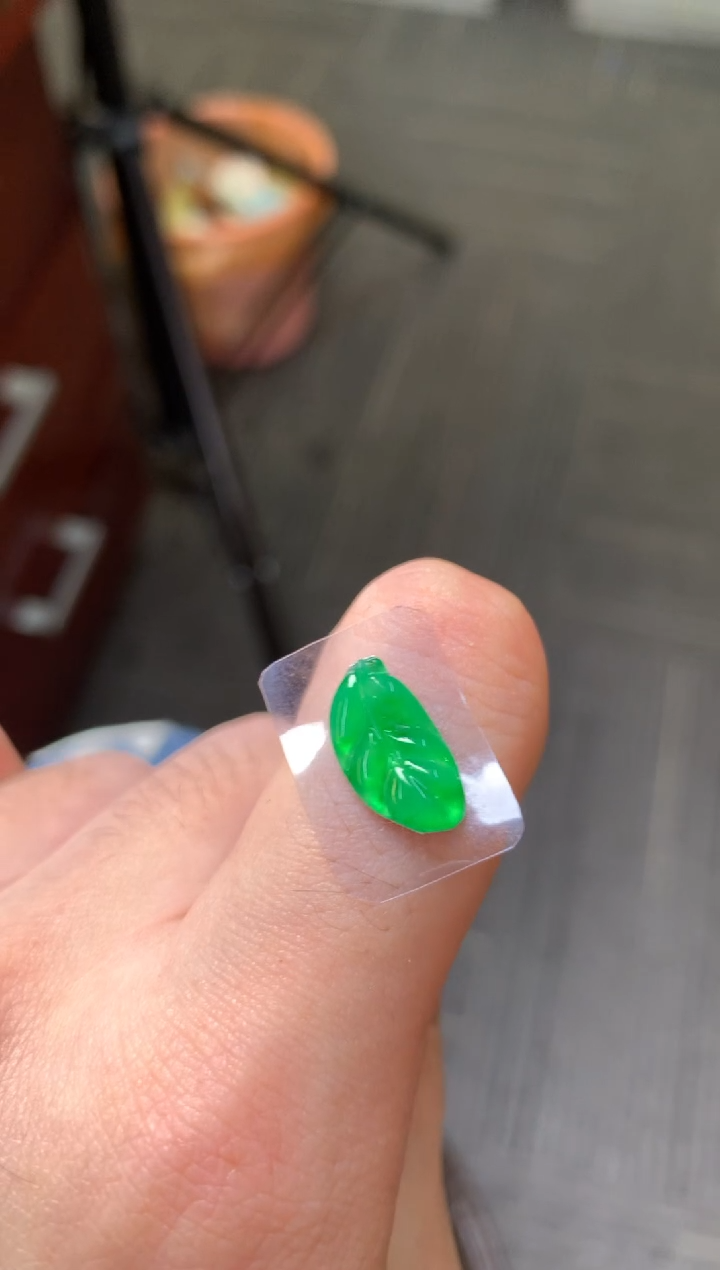 未镶嵌定制翡翠裸玉