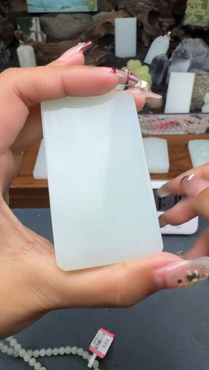 【闪购商品】和田玉颈饰未镶嵌菲菲