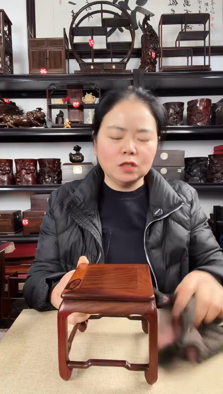 木611老李红木工艺品