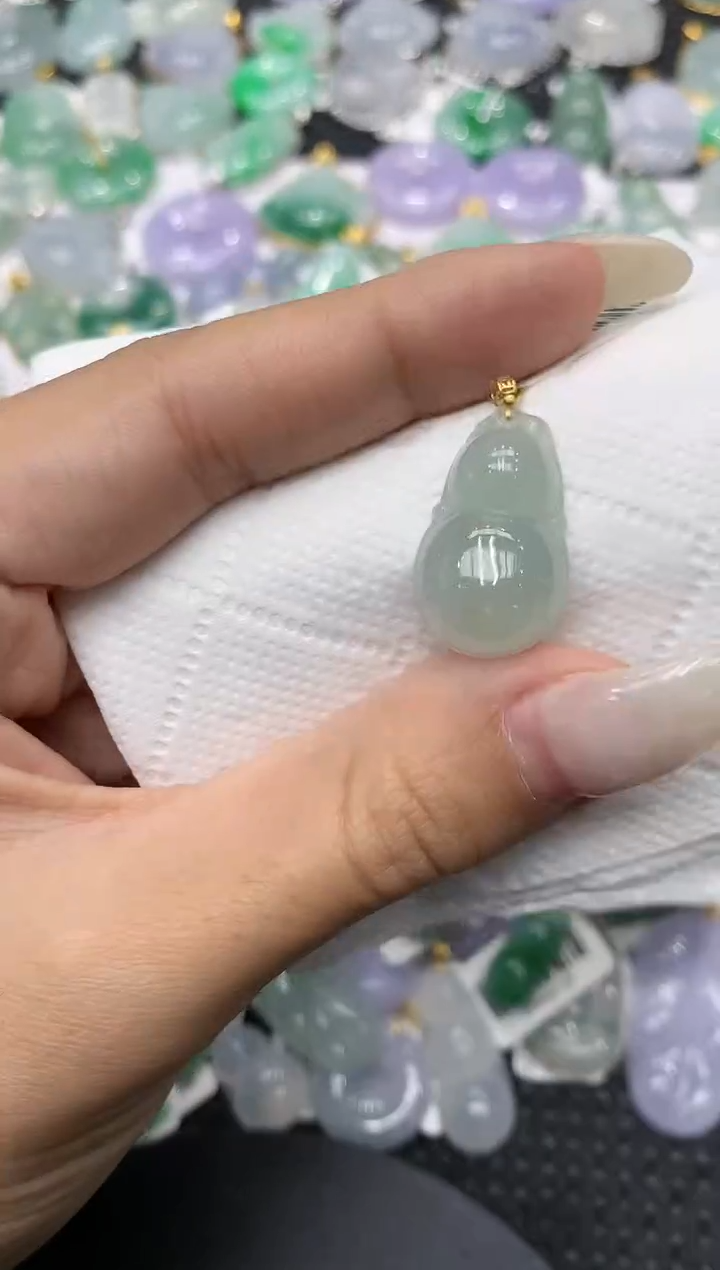 颈饰18K金镶嵌翡翠11111111111