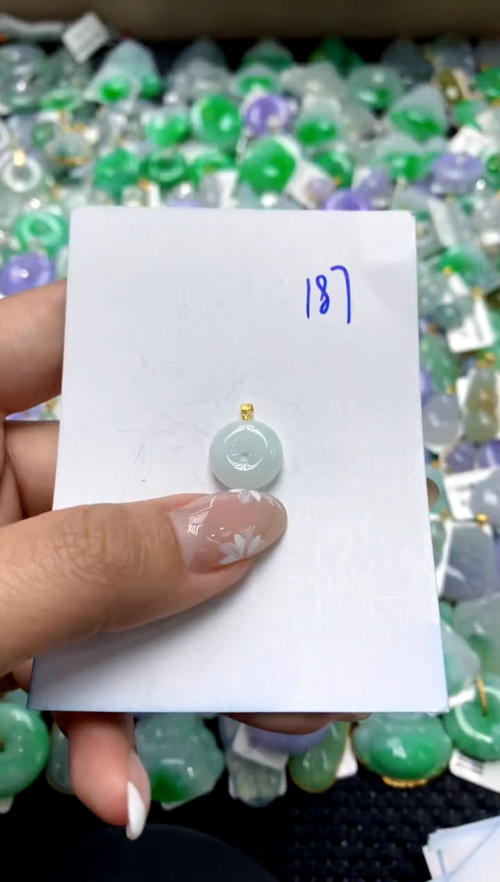 【闪购商品】翡翠颈饰18K金镶嵌1111111111111111