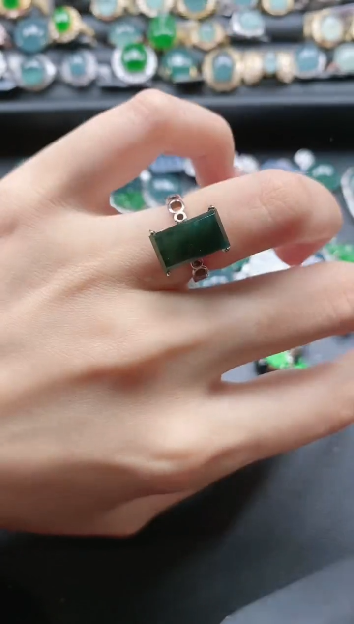 【闪购商品】翡翠戒指银S925镶嵌51151