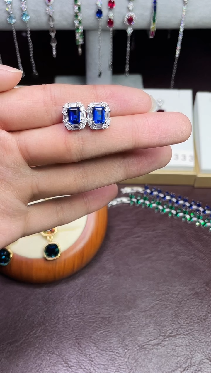 合金合成钻石耳饰蓝宝耳钉