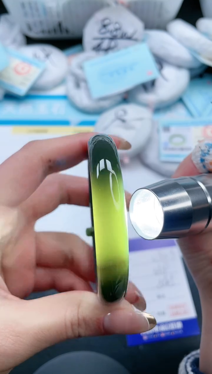 【闪购商品】和田玉手镯未镶嵌18V323-54