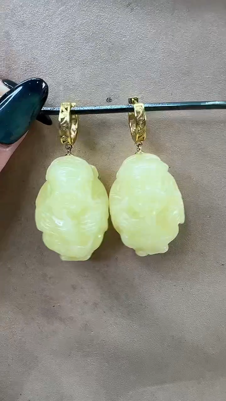 琥珀颈饰未镶嵌耳环